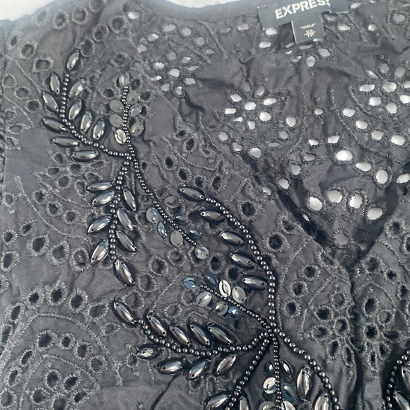 Express Embroidered Eyelet Flutter Beaded Open Short Sleeve Top - Picture 4 of 9
